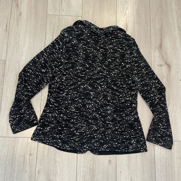 St. John Blazer - Picture 8 of 16